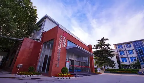 厌倦了单调的电视内容？TV Garden卫星电视，3D界面任选千台国际频道！