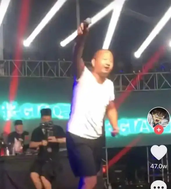 超强攻略★战力提升★奇遇技巧★地下城堡2黑暗觉醒理性用寒大爷刷脸套装详解