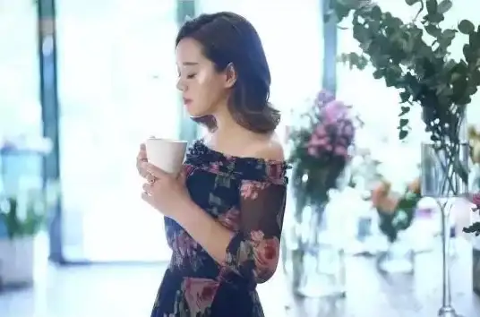 K歌神器🎤全民k歌下载安装，畅享唱歌乐趣，轻松圆你音乐梦