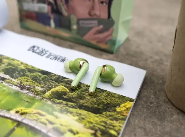 音频科技🎧蓝牙耳机，畅享无线自由，智能互联与卓越音质兼备