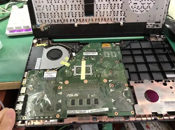 电脑故障🔧键盘失灵原因及处理技巧，轻松应对输入设备常见问题