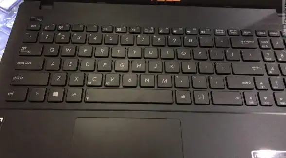 电脑故障🔧键盘失灵原因及处理技巧，轻松应对输入设备常见问题