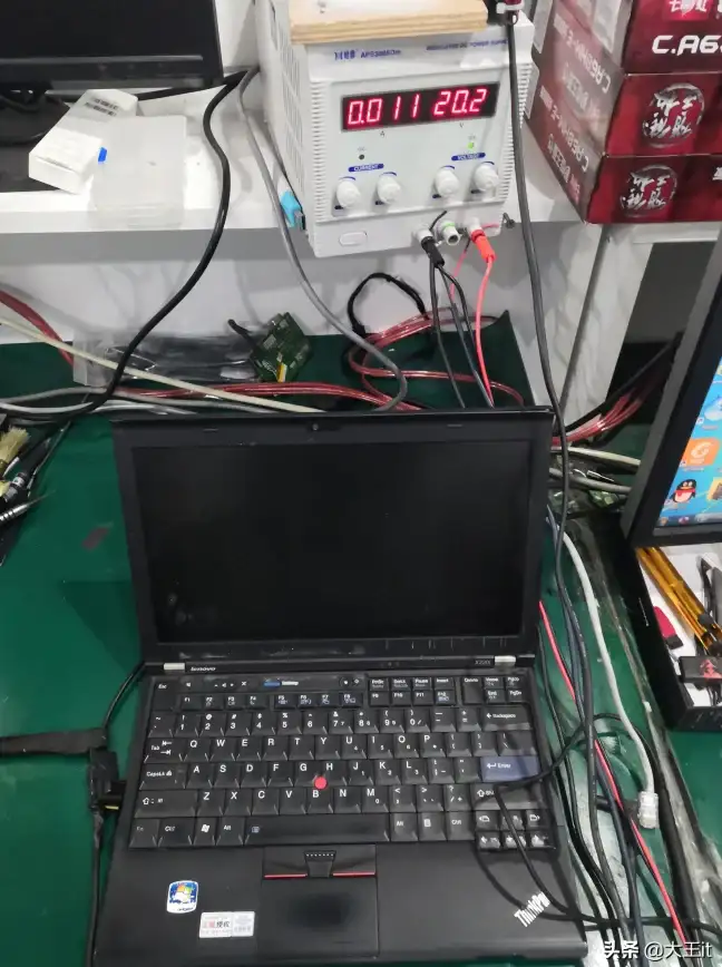 电脑故障💡开机异常：电脑无法开机且键盘灯不亮的解决方法