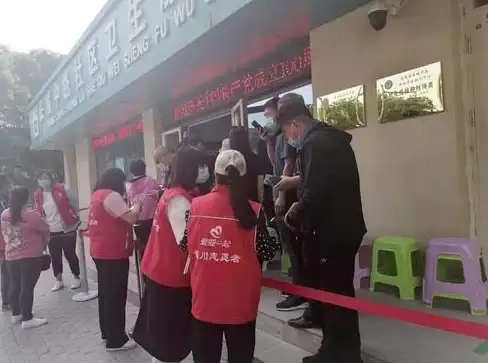 想随时查询接种信息？金苗宝APP支持多账号绑定，提醒服务更贴心！