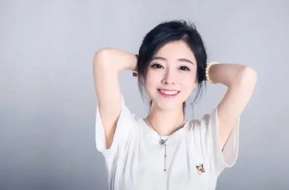 还在为找不到好音乐发愁？试试哔哔音乐app，一键搜索播放下载全搞定！