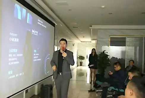 社交畅聊🌟qq网页版：轻松登录，随时在线畅聊好友