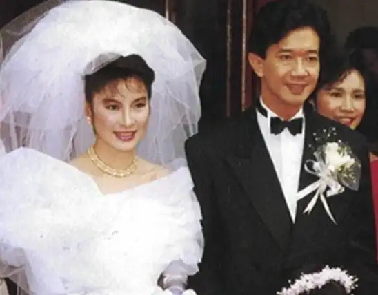 还在为找不到心仪小说发愁？疯读小说海量资源等你来探索！