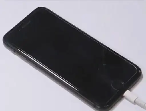电脑故障🖥笔记本黑屏应对指南：开机无显示的详细排查与解决方法