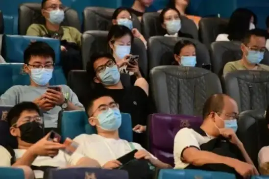 还在为找不到想看的电影发愁？爱看影院APP海量资源一键满足你的观影渴望！