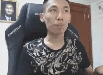 还在为游戏上分发愁？代练通APP一键匹配专业打手，热门游戏全搞定！