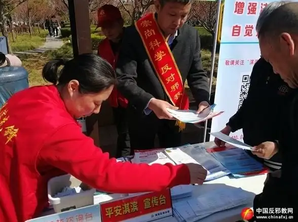 扫码乘车、余额查询太麻烦？鹤壁行公交APP一站式解决你的公交需求！