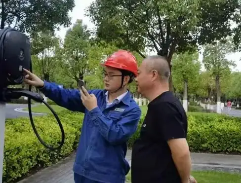 电动汽车充电难？云快充APP快速定位周边充电站，出行无忧！