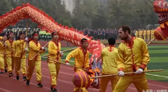 虚拟现实🚴科技创新🚀英国小伙VR中骑行开创骑行新纪元