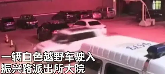 普洱找车位太麻烦？试试畅行普洱APP，快速定位空闲车位！