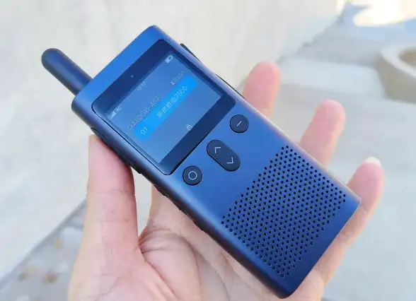 想和附近车主实时对讲？试试蓝喇叭对讲机APP的方控一键通话！