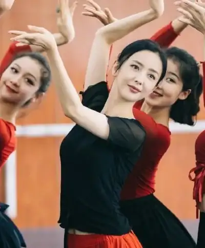 减肥期间如何科学管理卡路里？试试这款集饮食分析与健康管理于一身的工具！