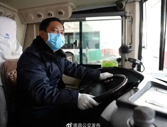 照片编辑太复杂？PhotoGrid一键生成精美拼贴，你还在等什么？
