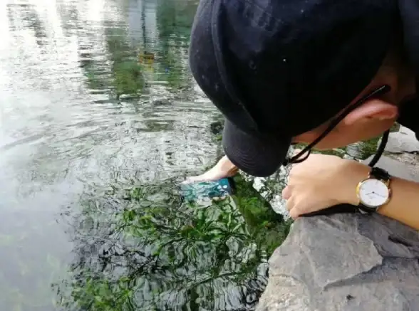防潮神器📱干手机妙用指南：有效防潮，守护你的手机始终清爽无忧