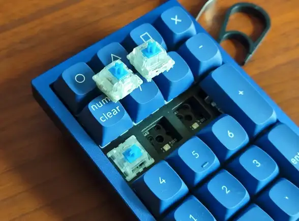 电竞🎮新一代显卡性能榜单深度解析：移动端与桌面端对比，畅享极致游戏娱乐体验