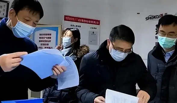 还在寻找高效沟通工具？蝙蝠app让你随时畅享真人在线聊天！
