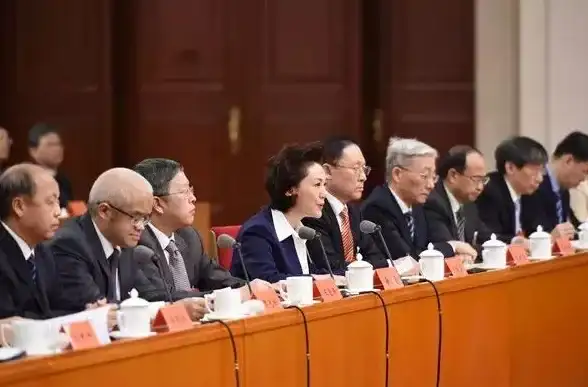 谁说唱歌只是爱好？用织音APP，你也能变身签约艺人，快来试试你的实力吧！